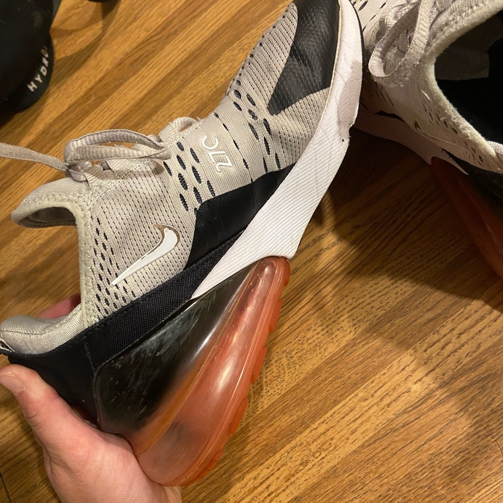Nike AirMax 270